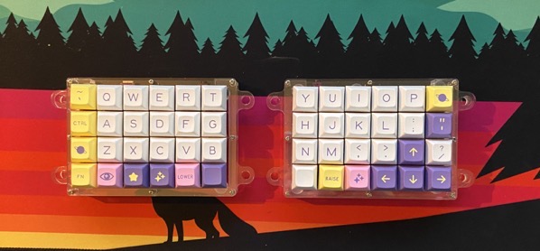 split Planck keyboard with cute key caps