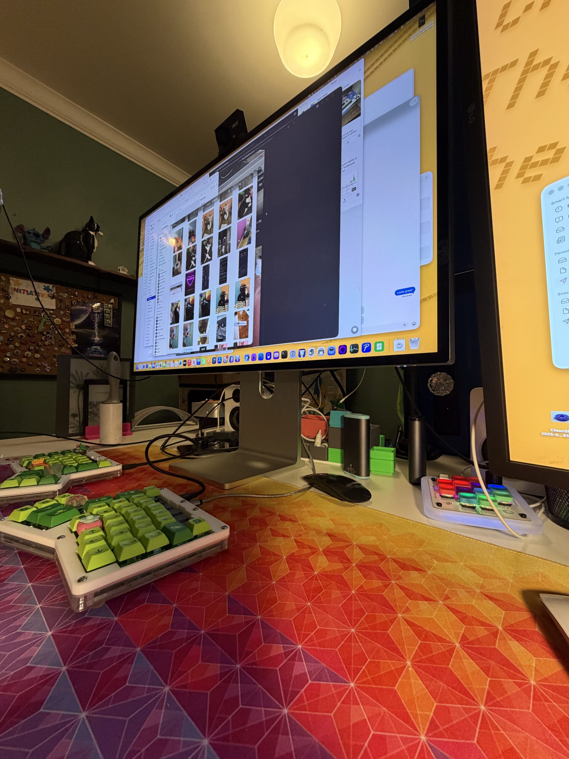 The Kuycon G32P is the Pro Display XDR We Have At Home